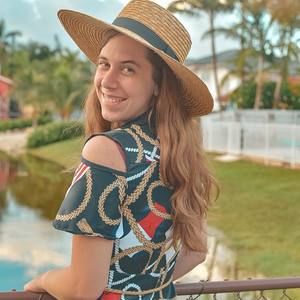 Meet your Posher, Janessa